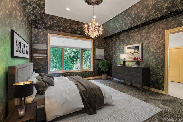 5779 Pinecrest Estates Drive, Ann Arbor, MI 48105