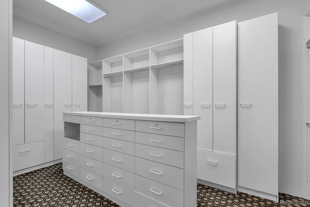 5779 Pinecrest Estates Drive, Ann Arbor, MI 48105