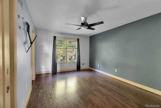 5779 Pinecrest Estates Drive, Ann Arbor, MI 48105