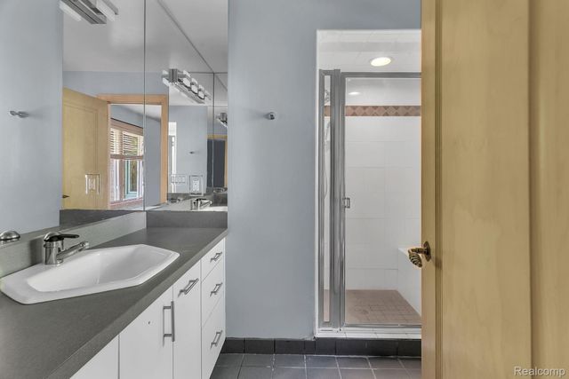 5779 Pinecrest Estates Drive, Ann Arbor, MI 48105