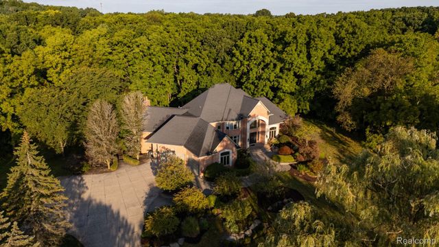 5779 Pinecrest Estates Drive, Ann Arbor, MI 48105