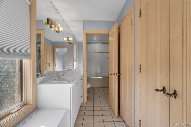 5779 Pinecrest Estates Drive, Ann Arbor, MI 48105