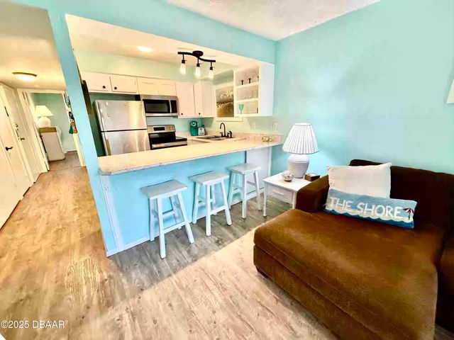 1441 N Atlantic Ave Unit 212, Daytona Beach, FL 32118