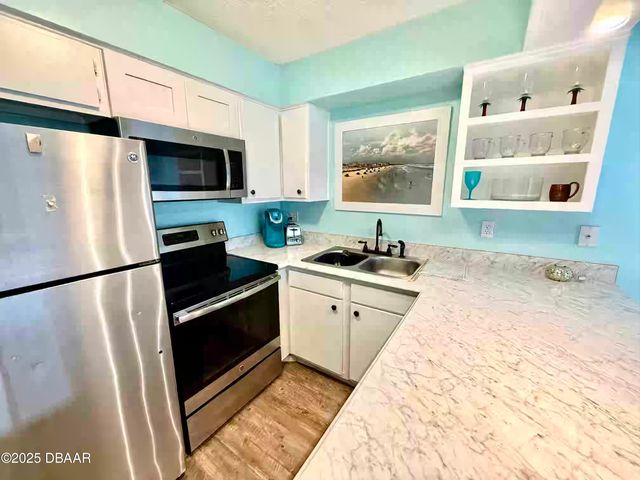 1441 N Atlantic Ave Unit 212, Daytona Beach, FL 32118