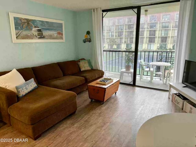 1441 N Atlantic Ave Unit 212, Daytona Beach, FL 32118