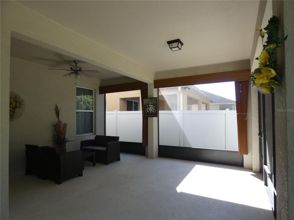 Image 21 of property listing at 10638 ARBOR VIEW BOULEVARD, Orlando, FL 32825