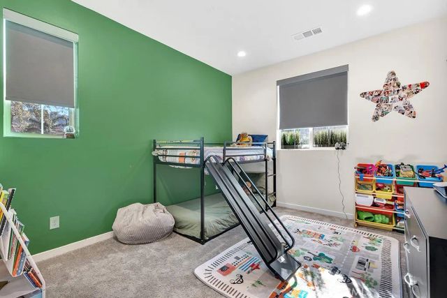 13423 W Saddle Rock Place, Sylmar, CA 91342