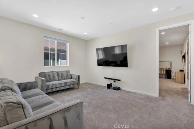 13423 W Saddle Rock Place, Sylmar, CA 91342