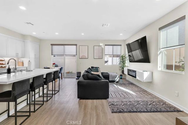 13423 W Saddle Rock Place, Sylmar, CA 91342