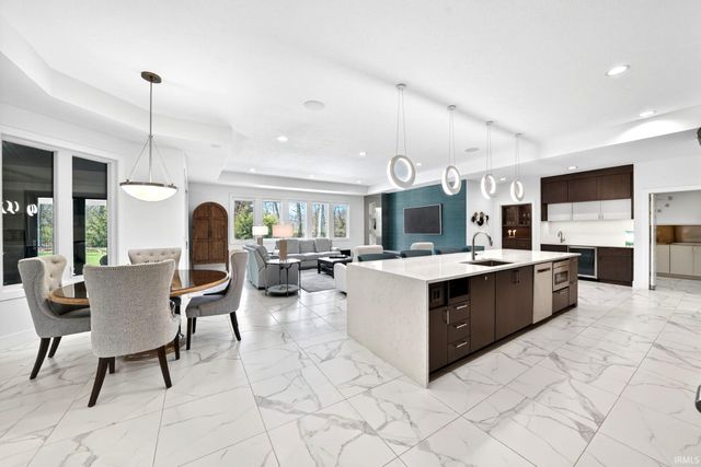 50861 Brownstone Drive, Granger, IN 46530