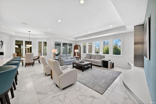 50861 Brownstone Drive, Granger, IN 46530