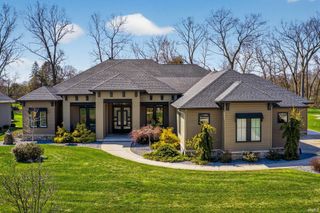 50861 Brownstone Drive, Granger, IN 46530