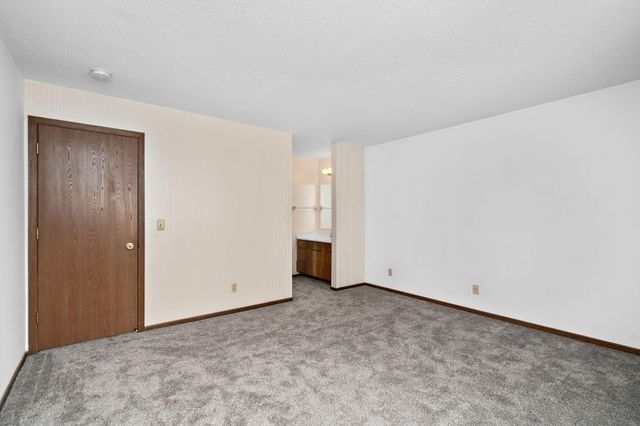 6974 Langford Court 5, Edina, MN 55436