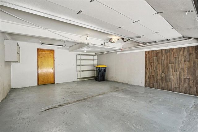 7028 N Fisk Court, Kansas City, MO 64151