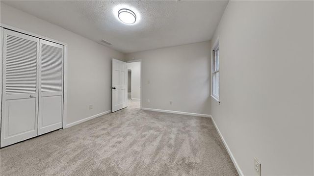 260 N Fayette Drive, Fayetteville, GA 30214