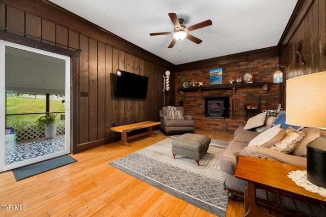 282 Horseshoe Bend Road, Jonesborough, TN 37659