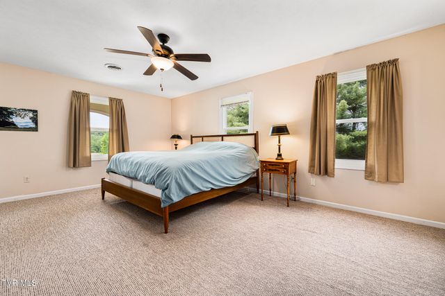 282 Horseshoe Bend Road, Jonesborough, TN 37659