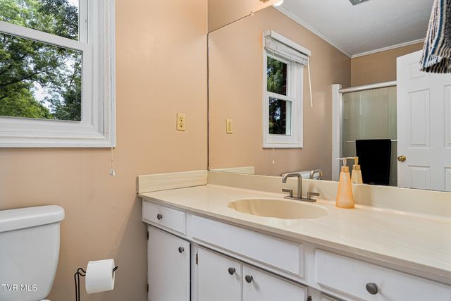 282 Horseshoe Bend Road, Jonesborough, TN 37659