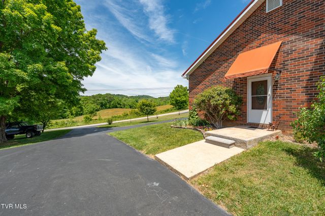 282 Horseshoe Bend Road, Jonesborough, TN 37659