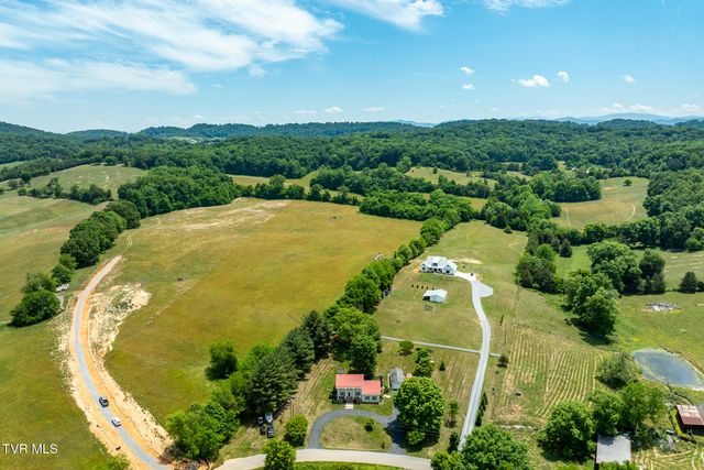 282 Horseshoe Bend Road, Jonesborough, TN 37659