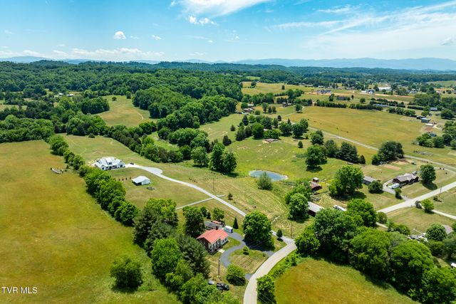 282 Horseshoe Bend Road, Jonesborough, TN 37659
