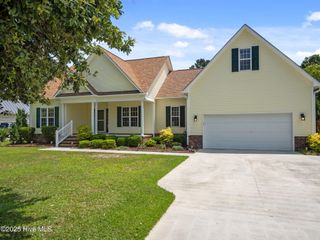 312 Bobby'S Drive, Newport, NC 28570
