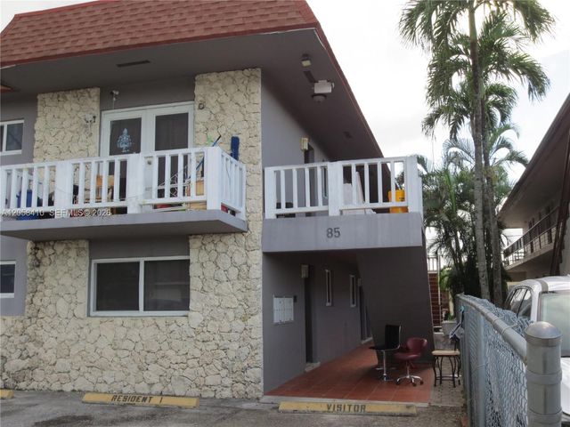 85 W 28th St, Hialeah, FL 33010