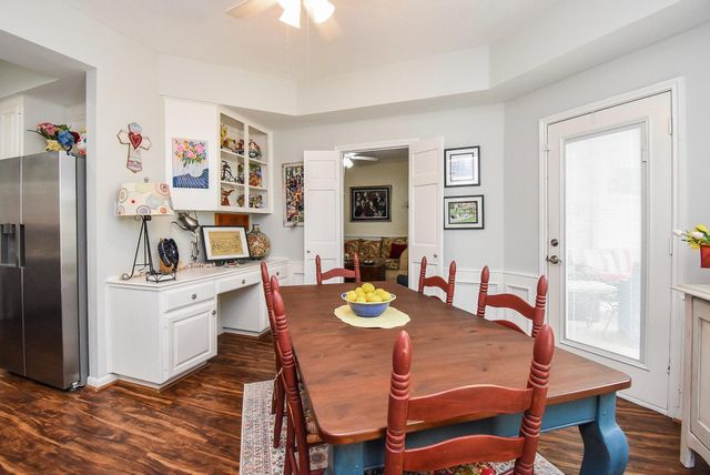 1023 Cardinal Avenue, Sugar Land, TX 77478