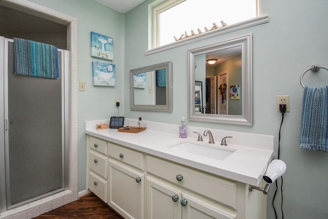 1023 Cardinal Avenue, Sugar Land, TX 77478