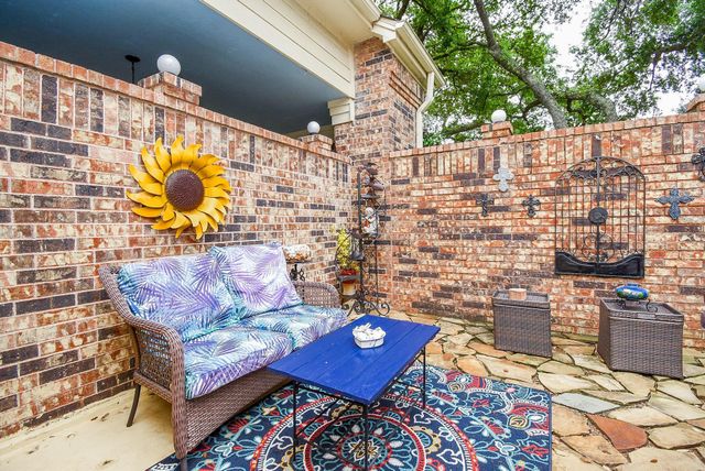 1023 Cardinal Avenue, Sugar Land, TX 77478