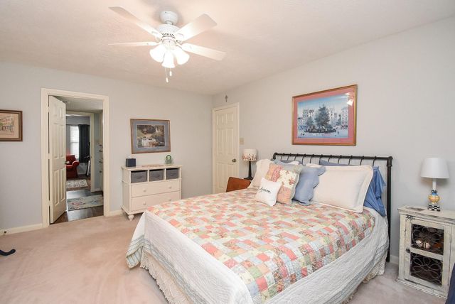 1023 Cardinal Avenue, Sugar Land, TX 77478
