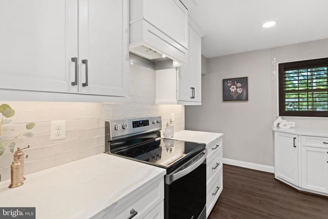 13804 STONEFIELD DR, Clifton, VA 20124
