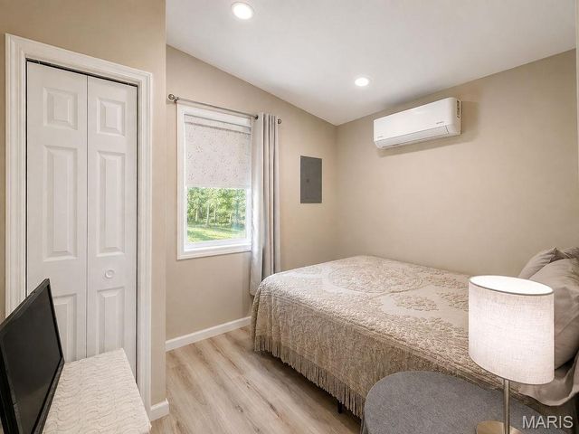 8895 Victoria Ln, French Village, MO 63036