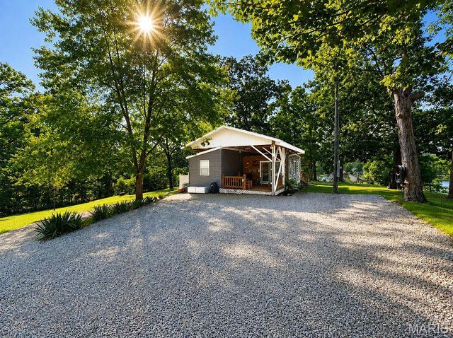 8895 Victoria Ln, French Village, MO 63036