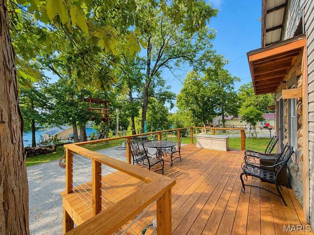 8895 Victoria Ln, French Village, MO 63036