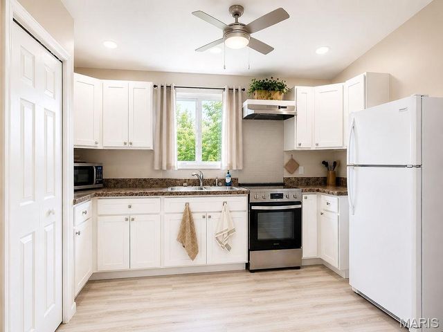 8895 Victoria Ln, French Village, MO 63036