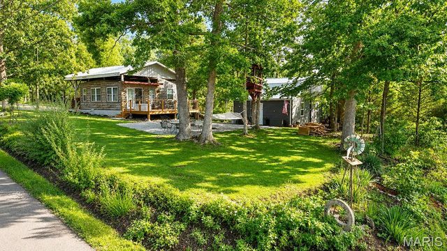 8895 Victoria Ln, French Village, MO 63036