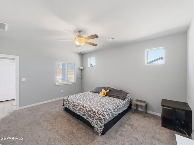 13721 Flora Vista Avenue, Horizon City, TX 79928