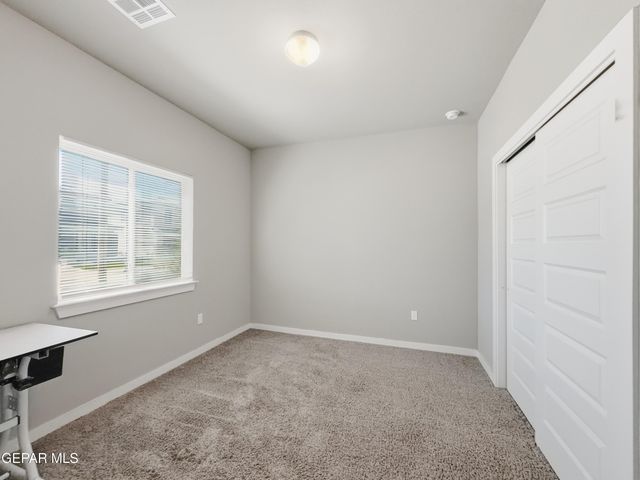 13721 Flora Vista Avenue, Horizon City, TX 79928