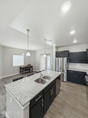 13721 Flora Vista Avenue, Horizon City, TX 79928