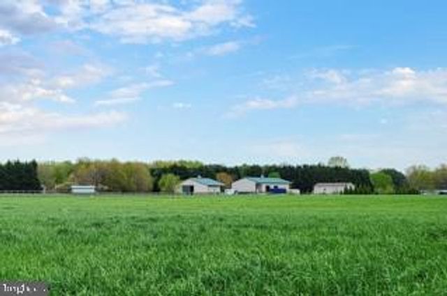 679 OAK HILL SCHOOL RD, Townsend, DE 19734