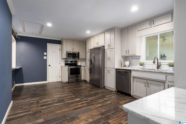 1529 CRESTHILL ROAD, Birmingham, AL 35213