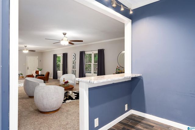1529 CRESTHILL ROAD, Birmingham, AL 35213