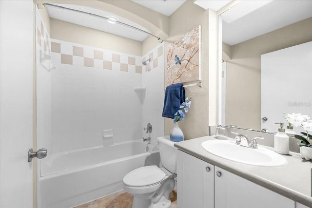 4007 FOXTAIL PALM COURT, Tampa, FL 33624