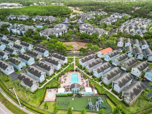 4007 FOXTAIL PALM COURT, Tampa, FL 33624