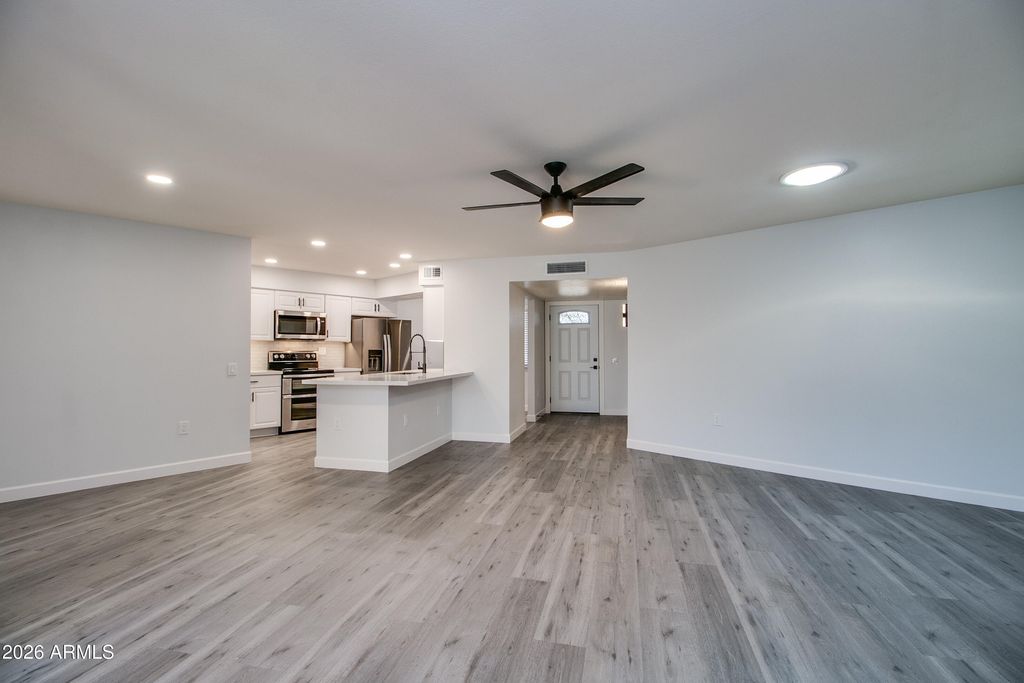19059 N STAR RIDGE Drive, Sun City West, AZ 85375 — photo 4