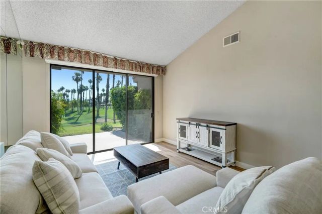 39856 Narcissus Way, Palm Desert, CA 92211