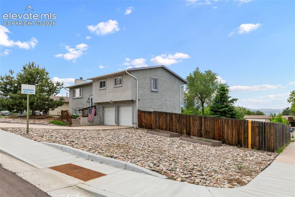 4303 Eastcrest Circle, Colorado Springs, CO 80916 — photo 2