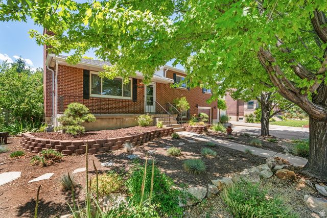 601 W LA SALLE DR, Murray, UT 84123