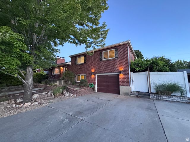 601 W LA SALLE DR, Murray, UT 84123